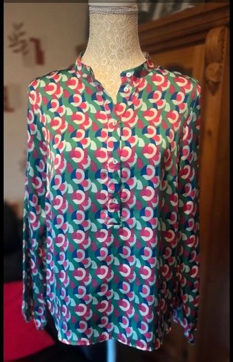 Gallery Geo Print Blouse  Size UK 8 EU 36  Colourful Long Sleeve Top