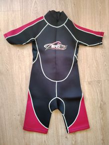 Wet Suit   Age 9-10