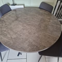 Dinning Table