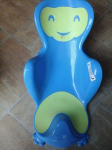 Baby bath insert