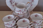 Paragon "Victoriana Rose" teaset