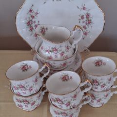 Paragon "Victoriana Rose" teaset