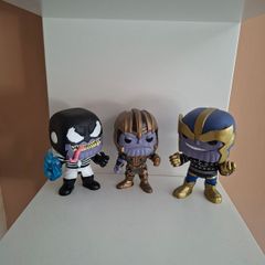 Bobble heads Thanos