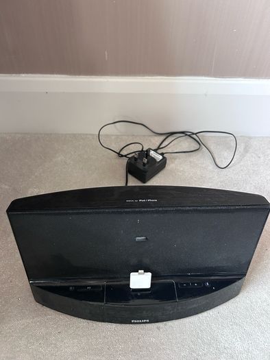 ipod dock plug in and Bluetooth