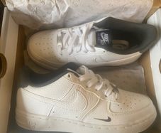 Air Force 1 size 4