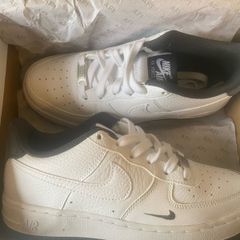 Air Force 1 size 4