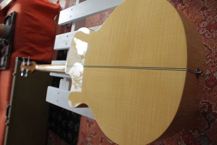 Takamine electro/acoustic Bass guitar