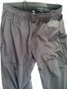 Oakley bottoms Pants size XL brand new