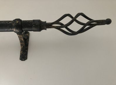 Curtain Pole - length end to end 282cm