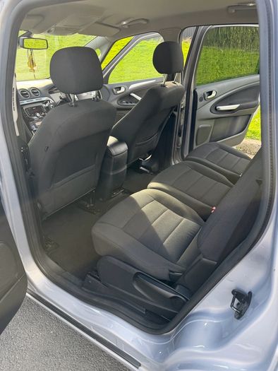 2011 Ford S-max