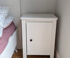 bedside lockers - beautiful & cheap