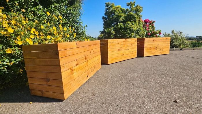 Premium Red Cedar Planters |Custom sizes available