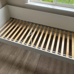 Ikea VIHALS day bed and VANNAREID mattress