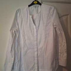 White Blouse Size 14 Carolyn Donnelly