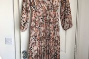 New lovely dress Uni size ( will fit for size 8-12)