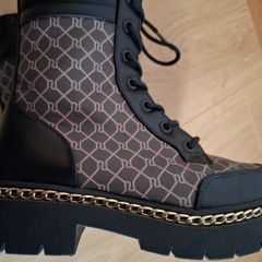 Girls river island boots