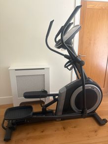 NordickTrack e9.5z cross trainer.