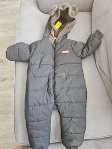 New 12-18 snowsuit
