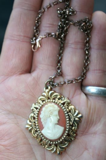 Vintage Cameo Pendant