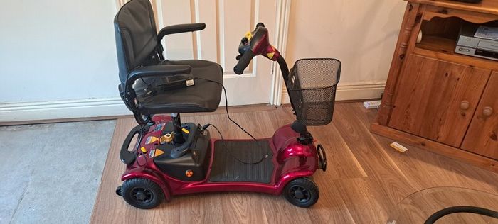 Ultralite mobility scooter in superb condition