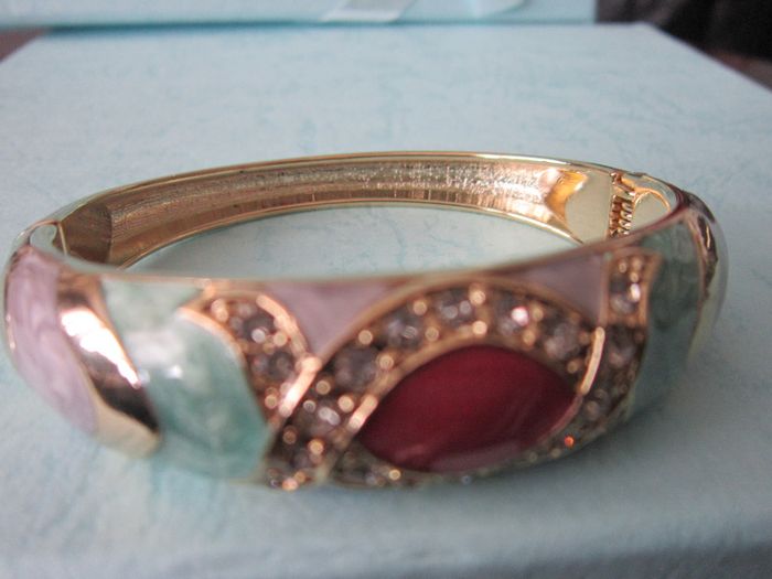 Bangles