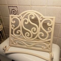 Recipe book stand