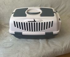 pet transporter as new used one time