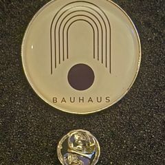 Bauhaus, weimar design studio, pin back badge.