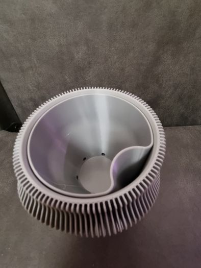 3D printed plant pot - grey PETG
