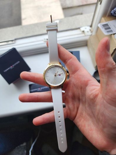 Tommy hilfiger watch