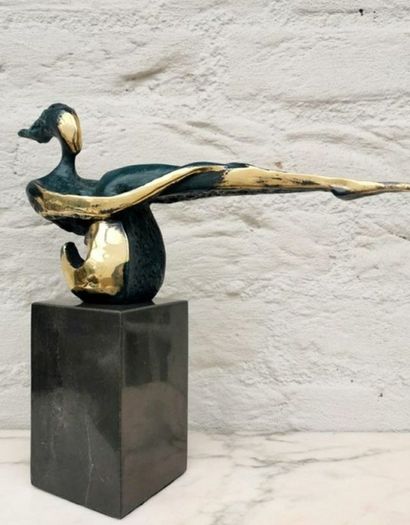 Sculpture Of A Sitting Lady (32cm, 4kg) - Bronze, Marble, Signed