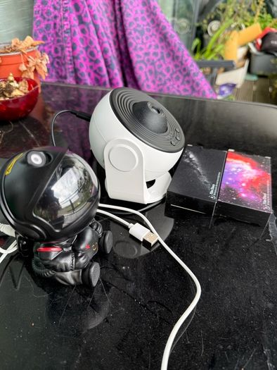 Star, galaxy projector and astronaut projector