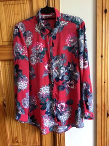 George Ladies deep pink floral long sleeve blouse size 20 includes Postage