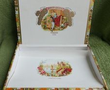 Romeo y Julieta Wood Cigar Box