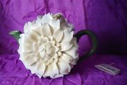 Collectable tea pot