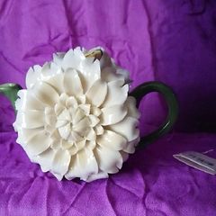Collectable tea pot
