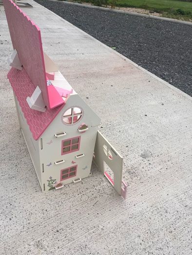 Free Doll House - project