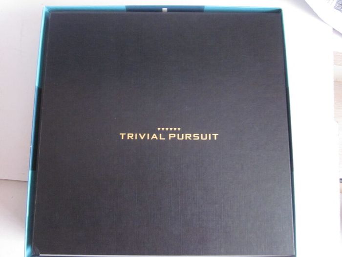 Trivial Pursuit Family Edition
