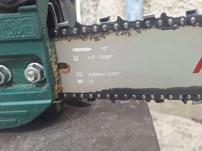 Chainsaw