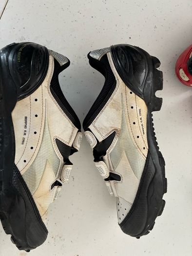 mountain bike shoes
