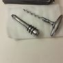 wine stopper/corkscrew Image 3