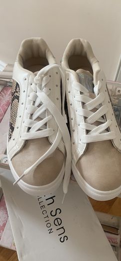 Bnwt size 40