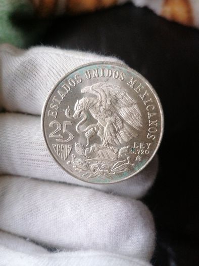 1968 Mexico Silver 25 Pesos Coin
