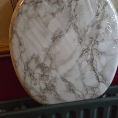 toilet seat