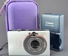 Canon  Ixus 80 is