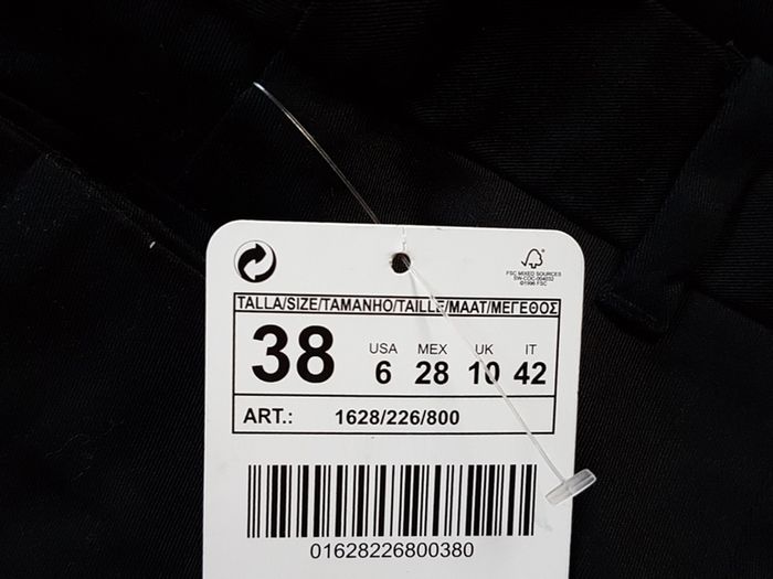 BNWT Size 8 -10 Zara Black Trousers