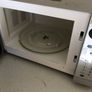 Microwave oven Image 3