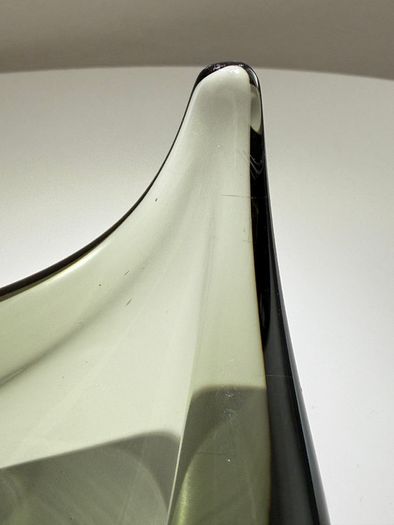 Art Glass Bowl. Per Lutken for Holmegaard. Model 16517. Danish Mid-Century Modern