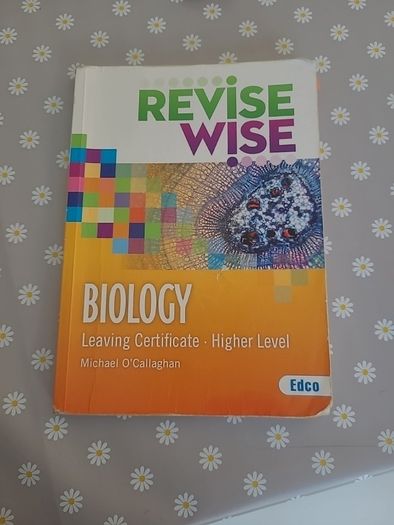 Pleaee see prices below per book -Leaving Cert Books - Orthello, Small things like this, Sive, Philadelphia Here I Come, By the Bog of Cats, revise wise - Biology, Business, History Revision, Home Economics revision, Construction Revision journal and Get