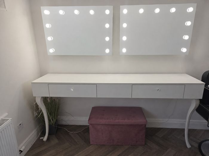 Salon Furniture